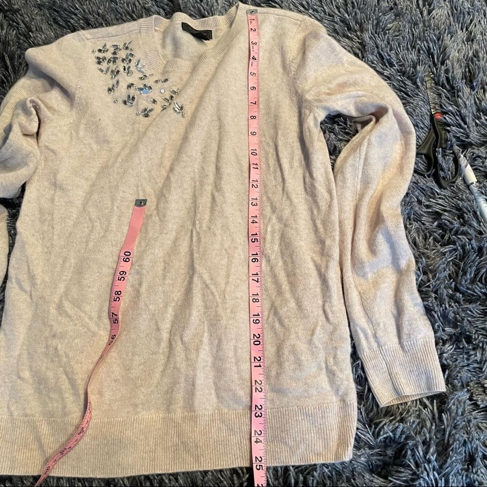 SAKS FIFTH AVENUE Black Label Embellished Cashmere Sweater In Beige- Size Medium - Picture 10 of 11